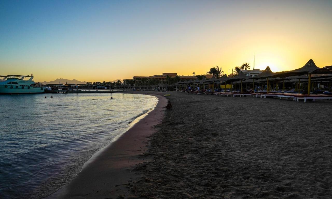 Andalusia Blue Beach Hurghada Exterior photo